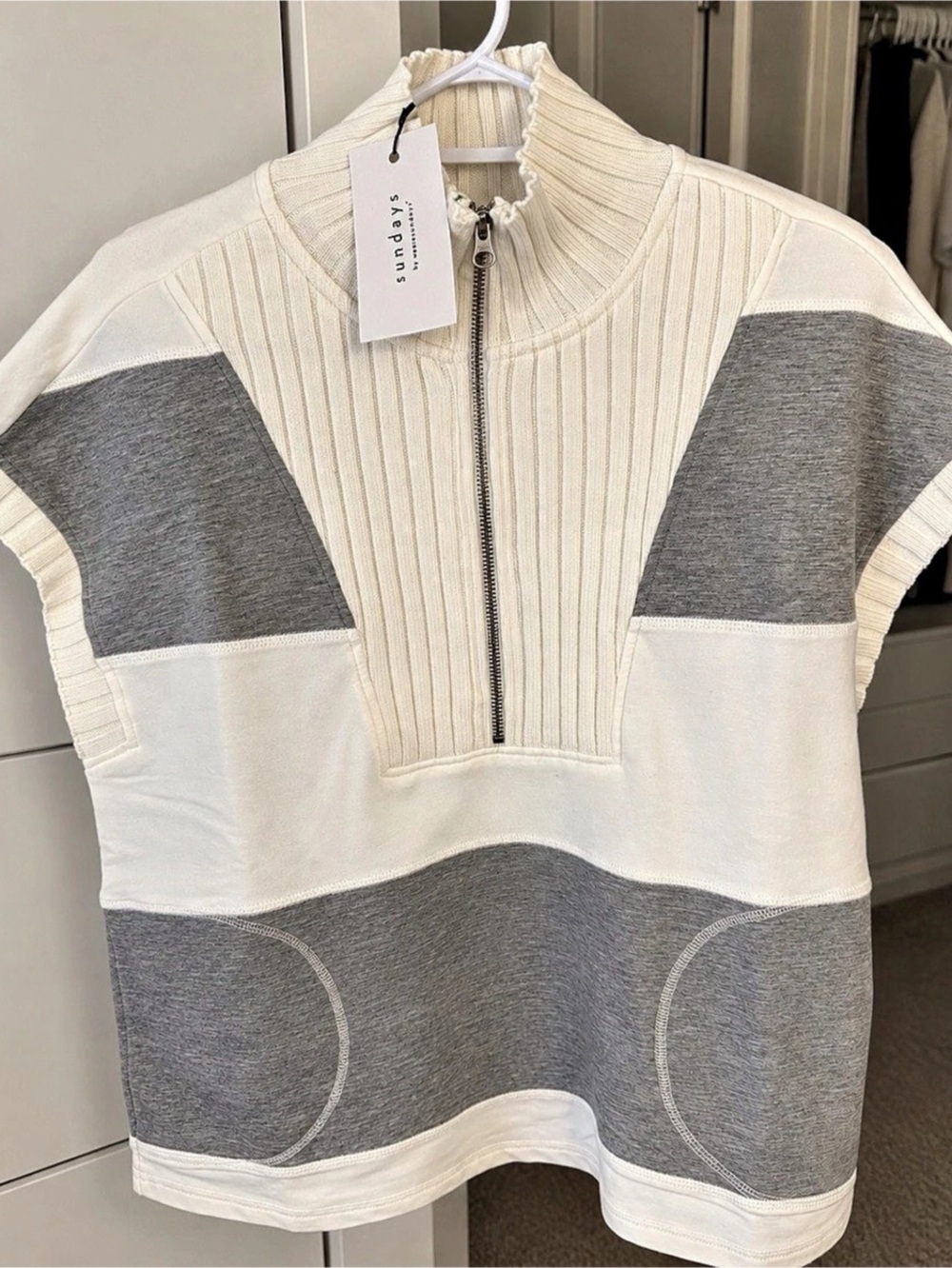 sundays Color Block Quarter Zip Top in White & Gray NWT